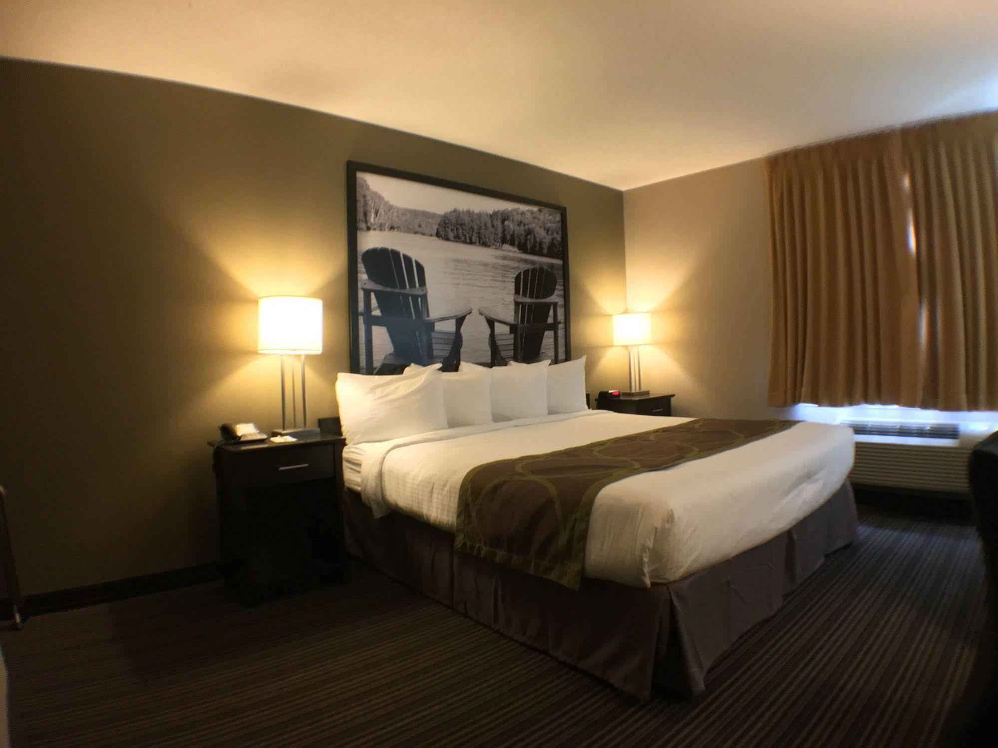 Super 8 By Wyndham Kapuskasing Hotell Eksteriør bilde